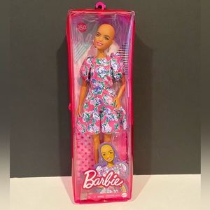 Barbie Fashionistas 150 NIB